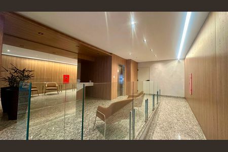 Apartamento à venda com 57m², 1 quarto e 2 vagas Apartamento à venda com 57m², 1 quarto e 2 vagasHall social