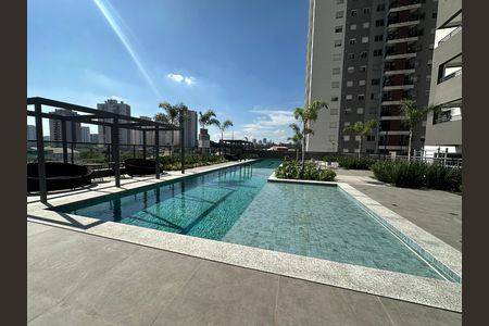 Apartamento à venda com 80m², 3 quartos e 2 vagas Apartamento à venda com 80m², 3 quartos e 2 vagasÁrea comum - Piscina