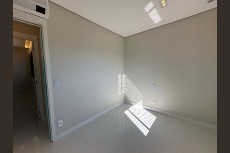 Apartamento à venda com 80m², 3 quartos e 2 vagas Apartamento à venda com 80m², 3 quartos e 2 vagasQuarto 2