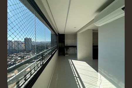 Apartamento à venda com 80m², 3 quartos e 2 vagas Apartamento à venda com 80m², 3 quartos e 2 vagasVaranda da Sala