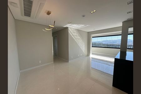 Apartamento à venda com 80m², 3 quartos e 2 vagas Apartamento à venda com 80m², 3 quartos e 2 vagasSala