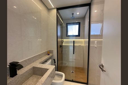 Apartamento à venda com 80m², 3 quartos e 2 vagas Apartamento à venda com 80m², 3 quartos e 2 vagasBanheiro Social