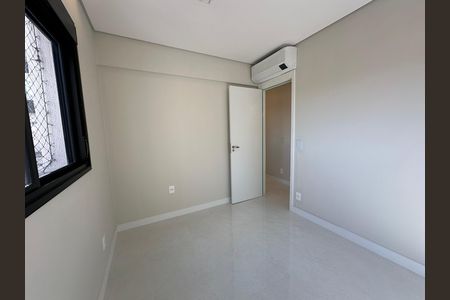 Apartamento à venda com 80m², 3 quartos e 2 vagas Apartamento à venda com 80m², 3 quartos e 2 vagasQuarto 2