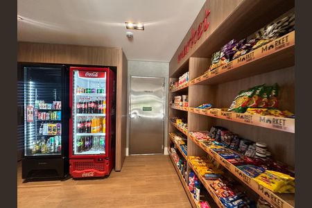 Apartamento à venda com 80m², 3 quartos e 2 vagas Apartamento à venda com 80m², 3 quartos e 2 vagasMercado
