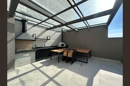 Apartamento à venda com 80m², 3 quartos e 2 vagas Apartamento à venda com 80m², 3 quartos e 2 vagasÁrea comum - Churrasqueira