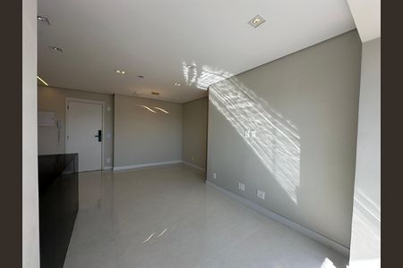 Apartamento à venda com 80m², 3 quartos e 2 vagas Apartamento à venda com 80m², 3 quartos e 2 vagasSala