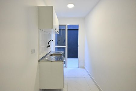 Cozinha de kitnet/studio para alugar com 1 quarto, 20m² em Ferreira, São Paulo