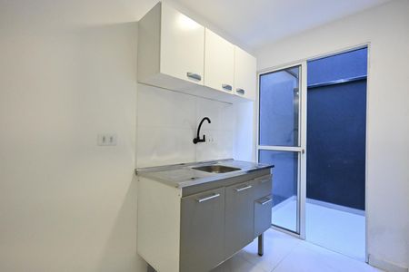 Cozinha de kitnet/studio para alugar com 1 quarto, 20m² em Ferreira, São Paulo