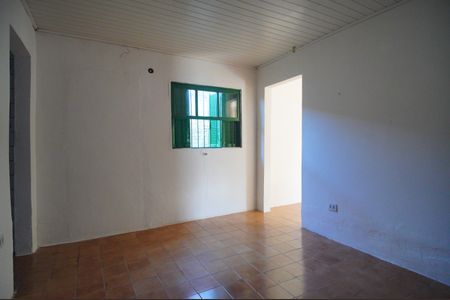 Casa para alugar com 60m², 1 quarto e 1 vagaQuarto
