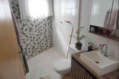 Banheiro 1 de casa à venda com 1 quarto, 186m² em Jardim Rachel, Santana de Parnaíba