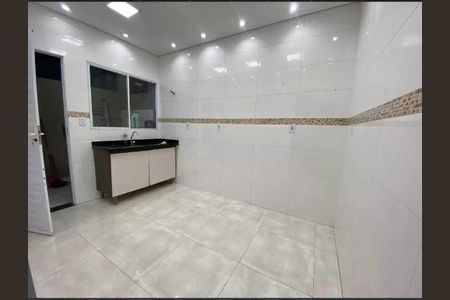 Cozinha de casa para alugar com 2 quartos, 48m² em SAMAMBAIA, Praia Grande