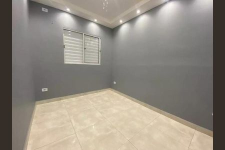 Casa para alugar com 48m², 2 quartos e 1 vaga Casa para alugar com 48m², 2 quartos e 1 vagaQuarto