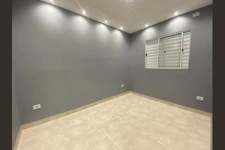 Quarto de casa para alugar com 2 quartos, 48m² em SAMAMBAIA, Praia Grande