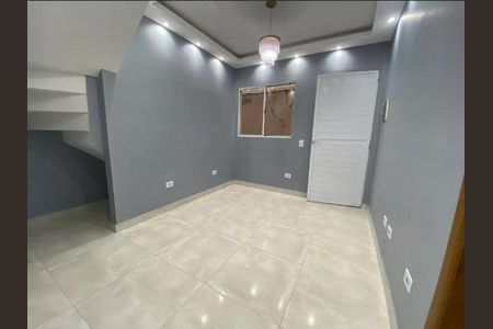 Sala de casa para alugar com 2 quartos, 48m² em SAMAMBAIA, Praia Grande