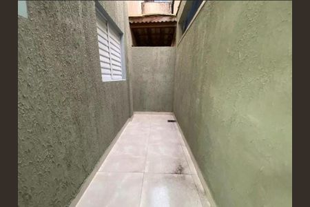 Corredor de casa para alugar com 2 quartos, 48m² em SAMAMBAIA, Praia Grande