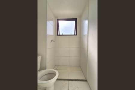 Apartamento à venda com 43m², 2 quartos e 1 vaga Apartamento à venda com 43m², 2 quartos e 1 vagaBanheiro