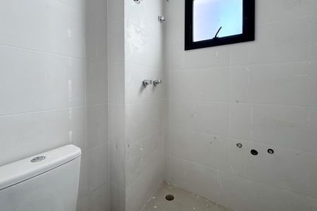Apartamento à venda com 67m², 2 quartos e 1 vaga Apartamento à venda com 67m², 2 quartos e 1 vagaBanheiro Social