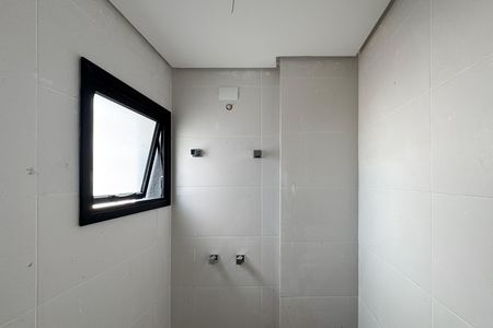 Apartamento à venda com 67m², 2 quartos e 1 vaga Apartamento à venda com 67m², 2 quartos e 1 vagaBanheiro - Suíte