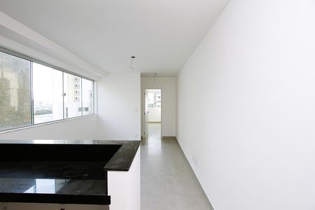 Sala de kitnet/studio à venda com 1 quarto, 43m² em Barro Preto, Belo Horizonte
