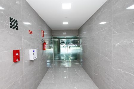 Hall de kitnet/studio à venda com 1 quarto, 43m² em Barro Preto, Belo Horizonte