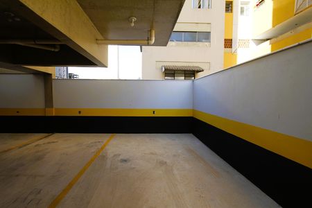 Garagem de kitnet/studio à venda com 1 quarto, 43m² em Barro Preto, Belo Horizonte