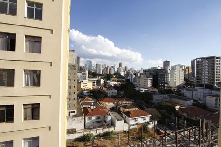 Vista de kitnet/studio à venda com 1 quarto, 43m² em Barro Preto, Belo Horizonte