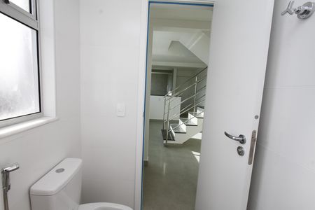 Banheiro Social de apartamento à venda com 2 quartos, 78m² em Barro Preto, Belo Horizonte