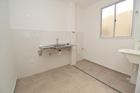 Apartamento para alugar com 55m², 2 quartos e 2 vagas Apartamento para alugar com 55m², 2 quartos e 2 vagasCozinha e Área de Serviço