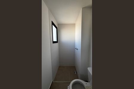 Apartamento à venda com 112m², 3 quartos e 3 vagas Apartamento à venda com 112m², 3 quartos e 3 vagasBanheiro da Suíte 2