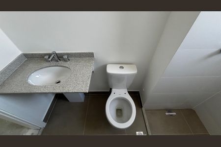 Apartamento à venda com 112m², 3 quartos e 3 vagas Apartamento à venda com 112m², 3 quartos e 3 vagasBanheiro da Suíte 3