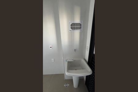 Apartamento à venda com 112m², 3 quartos e 3 vagas Apartamento à venda com 112m², 3 quartos e 3 vagasÁrea de Serviço