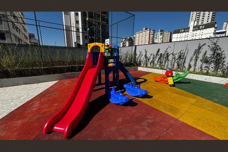 Apartamento à venda com 112m², 3 quartos e 3 vagas Apartamento à venda com 112m², 3 quartos e 3 vagasPlayground
