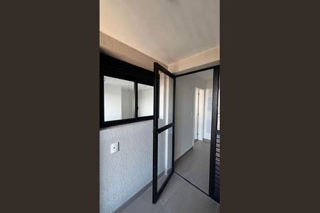 Apartamento à venda com 112m², 3 quartos e 3 vagas Apartamento à venda com 112m², 3 quartos e 3 vagasÁrea de Serviço - Varanda