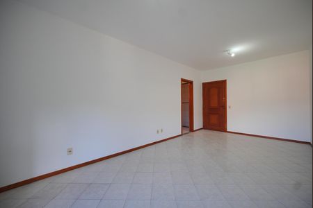 Apartamento para alugar com 80m², 2 quartos e 1 vagaSala