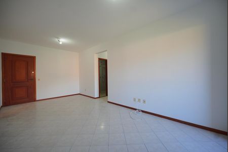 Sala de apartamento para alugar com 2 quartos, 101m² em Canasvieiras, Florianópolis