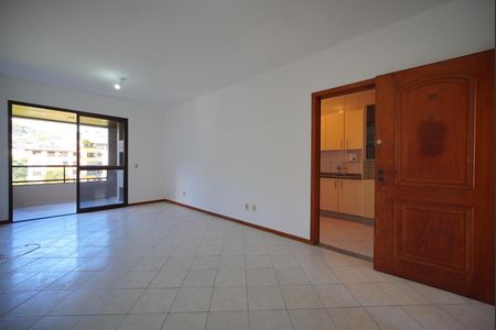 Sala de apartamento para alugar com 2 quartos, 101m² em Canasvieiras, Florianópolis