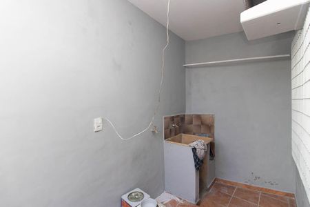 Casa à venda com 70m², 2 quartos e 2 vagasÁrea de Serviço