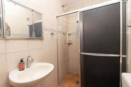 Casa à venda com 70m², 2 quartos e 2 vagasBanheiro social