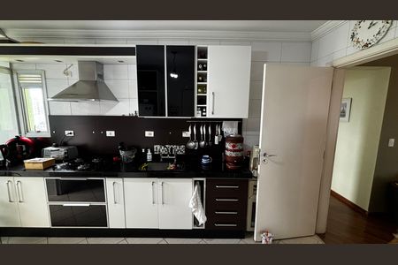 Apartamento à venda com 90m², 3 quartos e 2 vagas Apartamento à venda com 90m², 3 quartos e 2 vagasCozinha