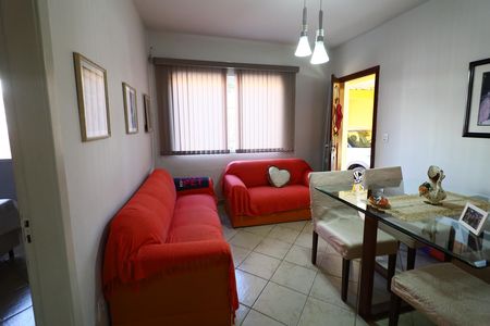 Casa à venda com 208m², 5 quartos e 4 vagasSala 2