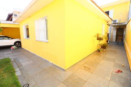Casa à venda com 208m², 5 quartos e 4 vagasGaragem