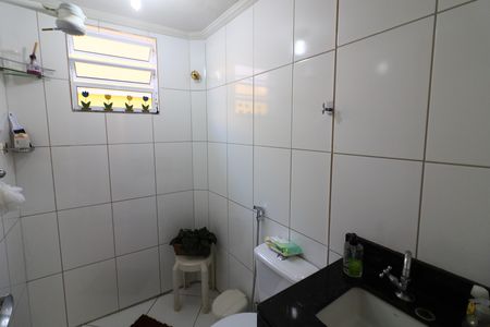 Casa à venda com 208m², 5 quartos e 4 vagasBanheiro 3