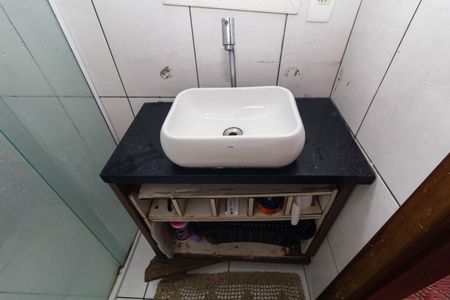 Casa à venda com 220m², 2 quartos e 5 vagas Casa à venda com 220m², 2 quartos e 5 vagasBanheiro