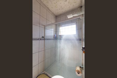 Casa à venda com 220m², 2 quartos e 5 vagas Casa à venda com 220m², 2 quartos e 5 vagasBanheiro da Suíte