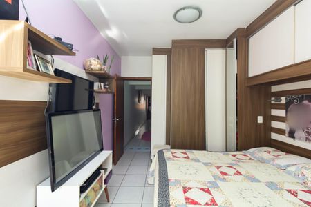 Casa à venda com 220m², 2 quartos e 5 vagas Casa à venda com 220m², 2 quartos e 5 vagasSuíte