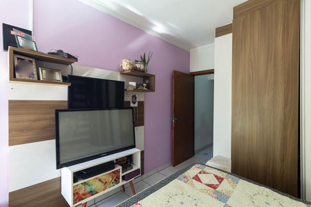 Casa à venda com 220m², 2 quartos e 5 vagas Casa à venda com 220m², 2 quartos e 5 vagasSuíte