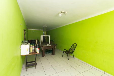 Garagem de casa à venda com 2 quartos, 220m² em Jardim Nossa Senhora do Carmo, São Paulo
