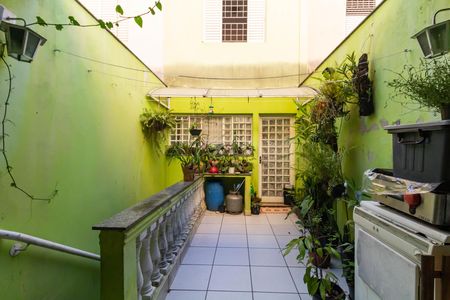 Casa à venda com 220m², 2 quartos e 5 vagas Casa à venda com 220m², 2 quartos e 5 vagasÁrea de Serviço