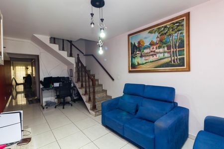 Casa à venda com 220m², 2 quartos e 5 vagas Casa à venda com 220m², 2 quartos e 5 vagasSala