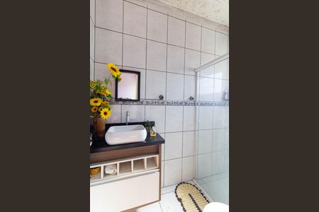 Casa à venda com 220m², 2 quartos e 5 vagas Casa à venda com 220m², 2 quartos e 5 vagasBanheiro da Suíte